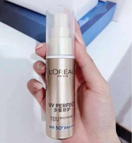 珀莱雅防晒和欧莱雅防晒哪个好,怡思丁防晒和欧莱雅防晒哪个好