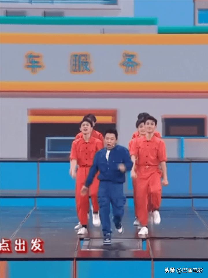 兔年春晚撒贝宁节目,春晚撒贝宁高跟鞋