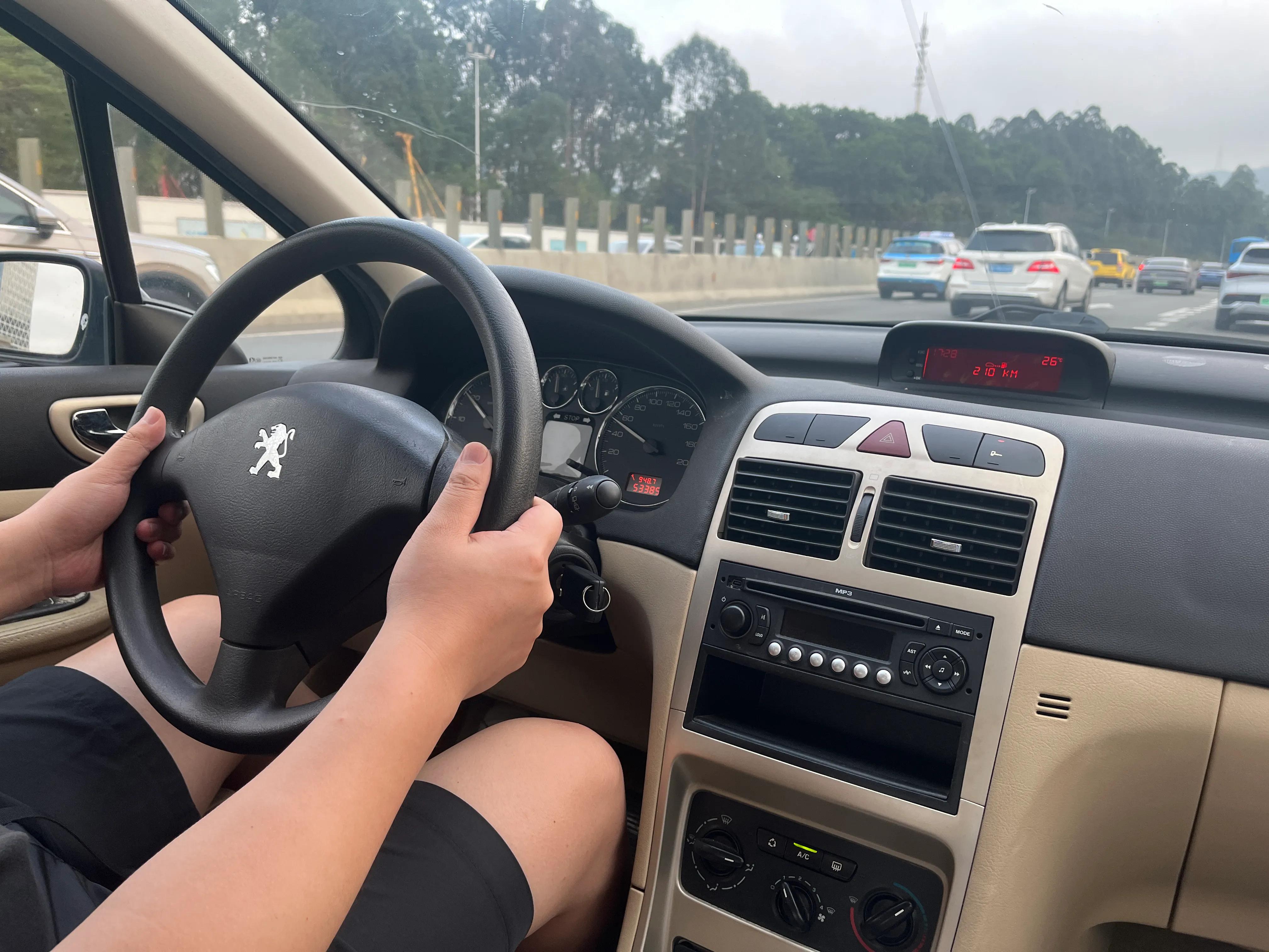 老款标致307全车翻新,标致307报废拆车