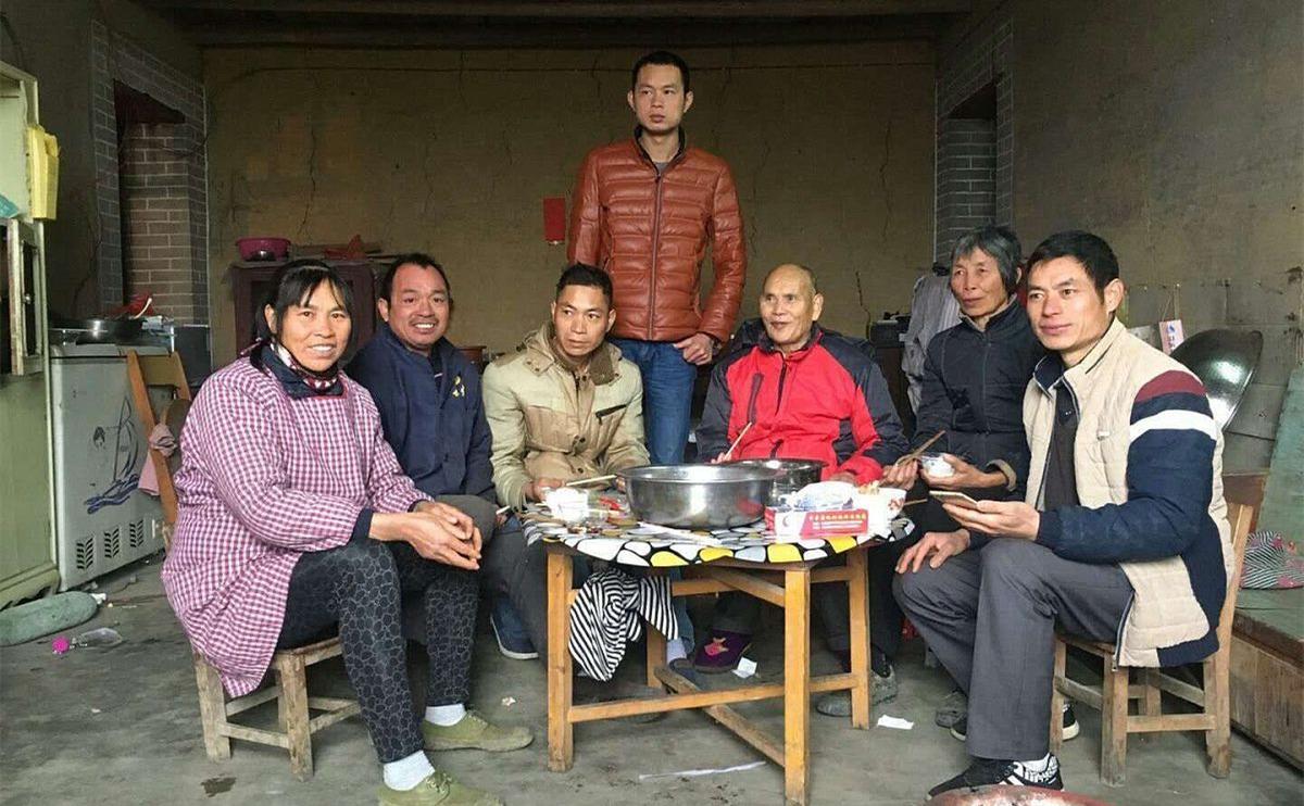 小姨子太调皮捣乱,老婆出差不在家自己在家好无聊