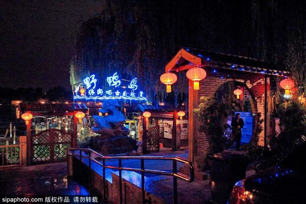 冬天颐和园昆明湖全景,观赏颐和园昆明湖