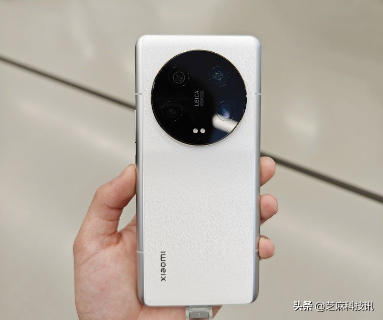 小米13ultra和苹果哪个值得买,小米13ultra发布价