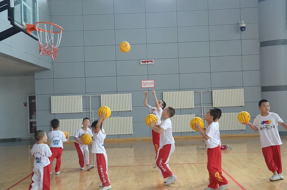 2022奔跑吧少年武术展风采,武汉奔跑吧少年2022运动夏令营