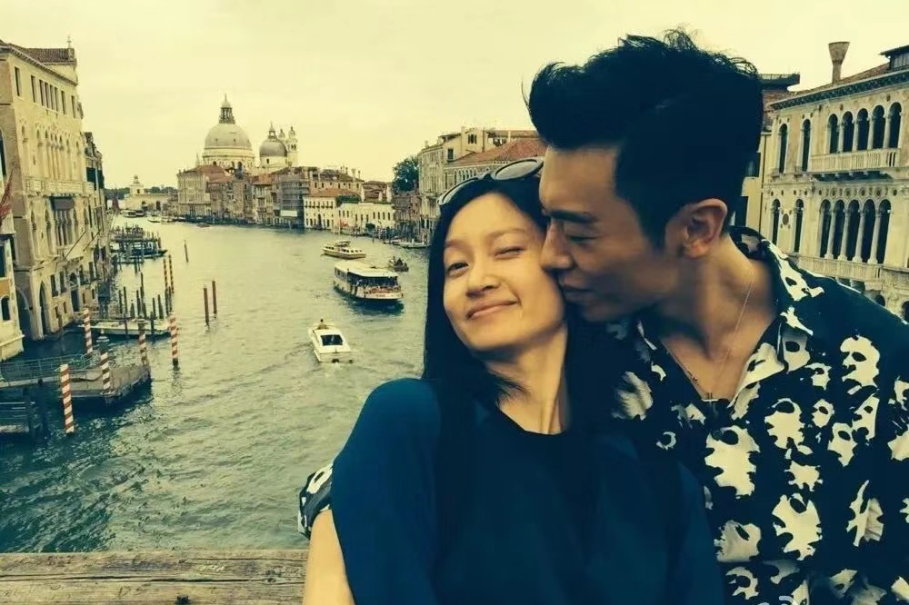 沈佳妮第一次婚姻,沈佳妮和朱亚文夫妻相