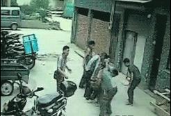 “解放军军演不会阻止访问”圣文森特总理窜台，汪文斌把话挑明