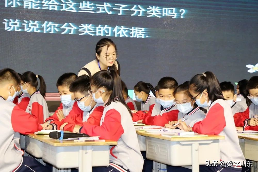 青岛君峰路中学,青岛李沧区君峰路中学