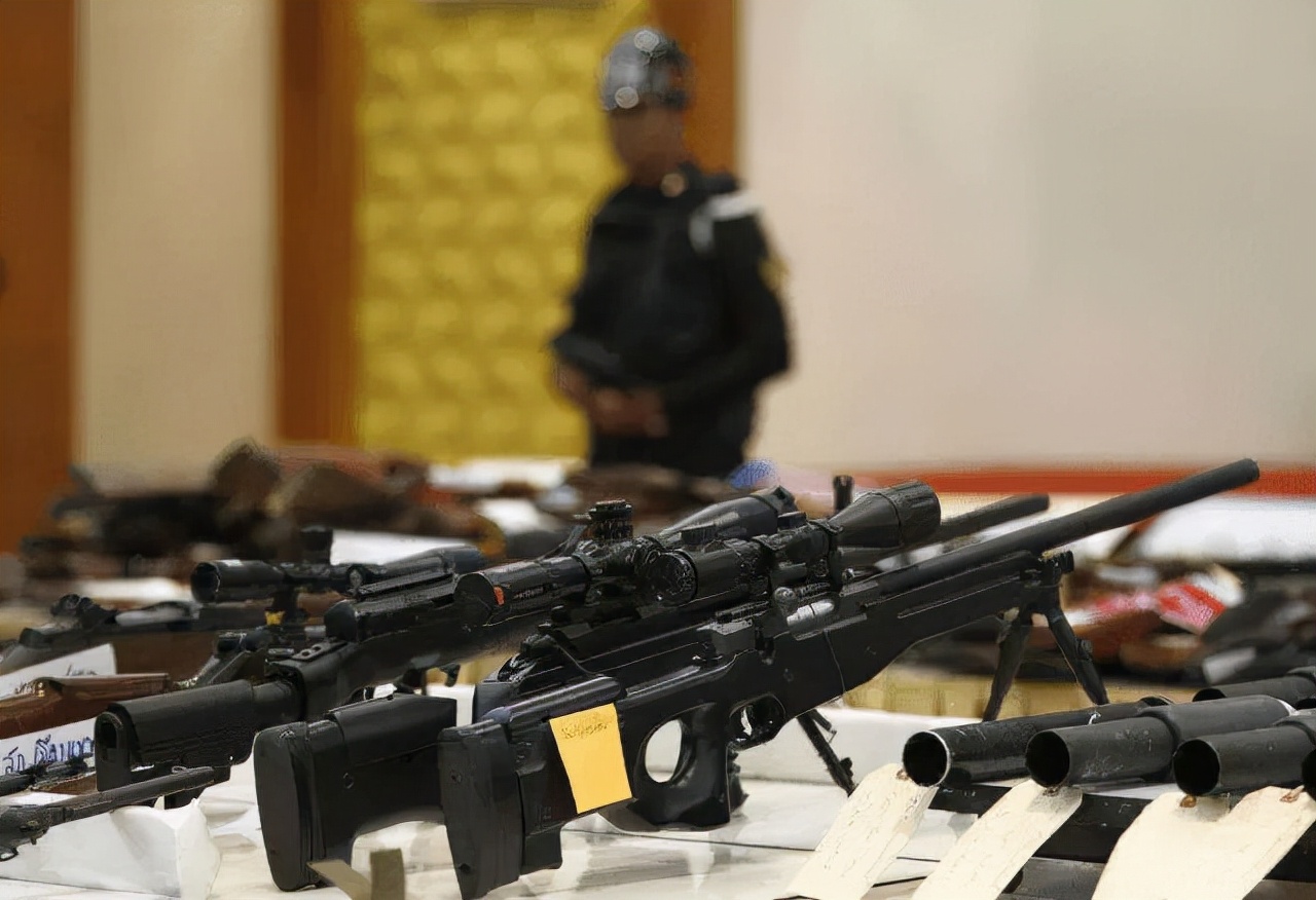 俄罗斯允许佩戴步枪吗,俄罗斯公民是否可以持有自动步枪