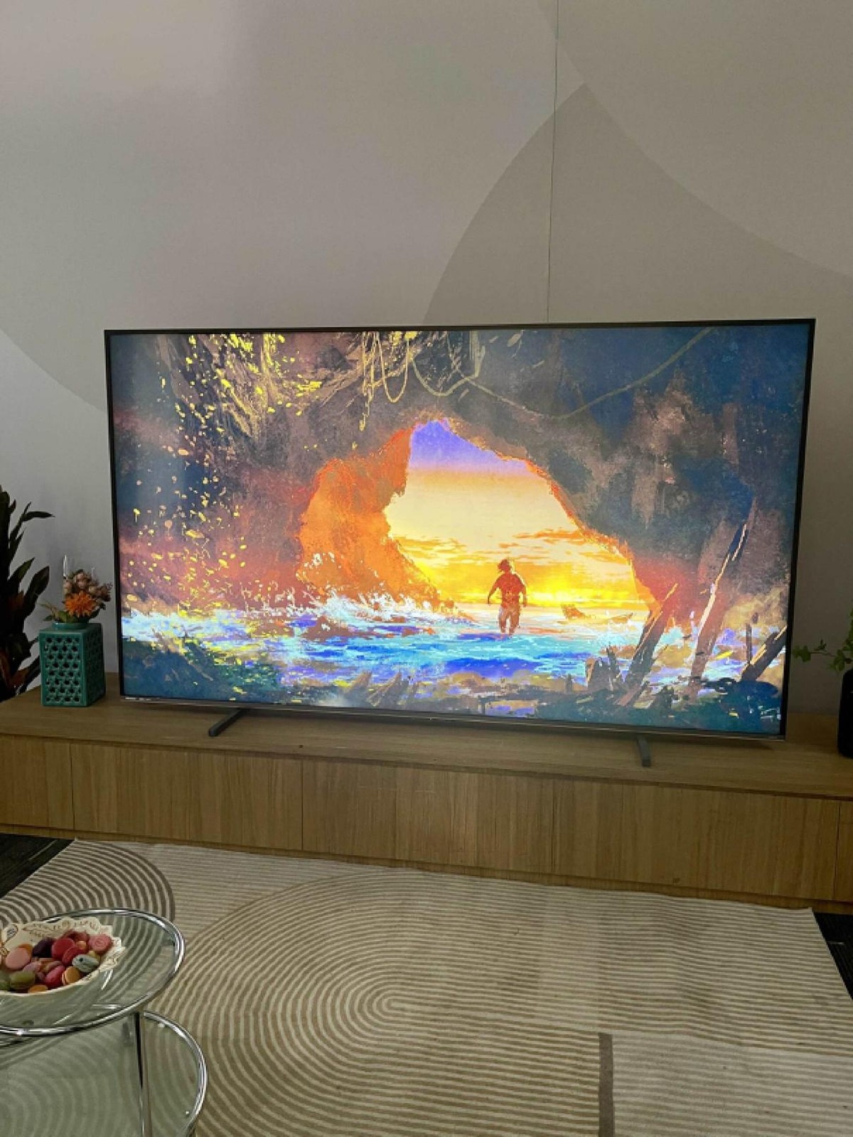 精准控光、细腻画面，海信电视实力打造身临其境的巅峰观影体验