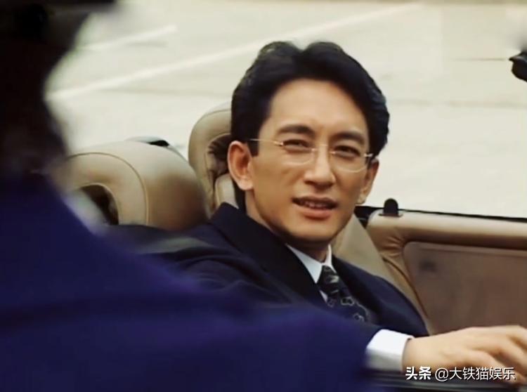 眼镜杀也挑人！这18位男星，有人戴上像撕漫男，有人秒变隔壁大爷