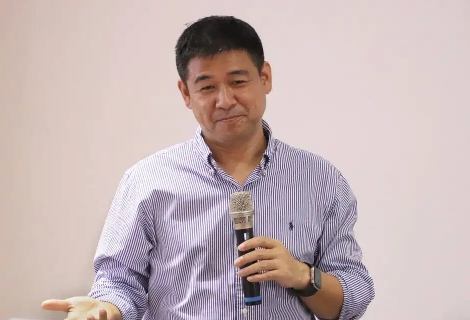 安徽池州富豪方兴，28岁年薪百万，35岁辞职创业，如今身价23亿