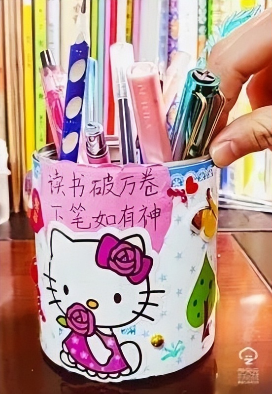 小学综合实践变废为宝作品,小学生变废为宝创意展