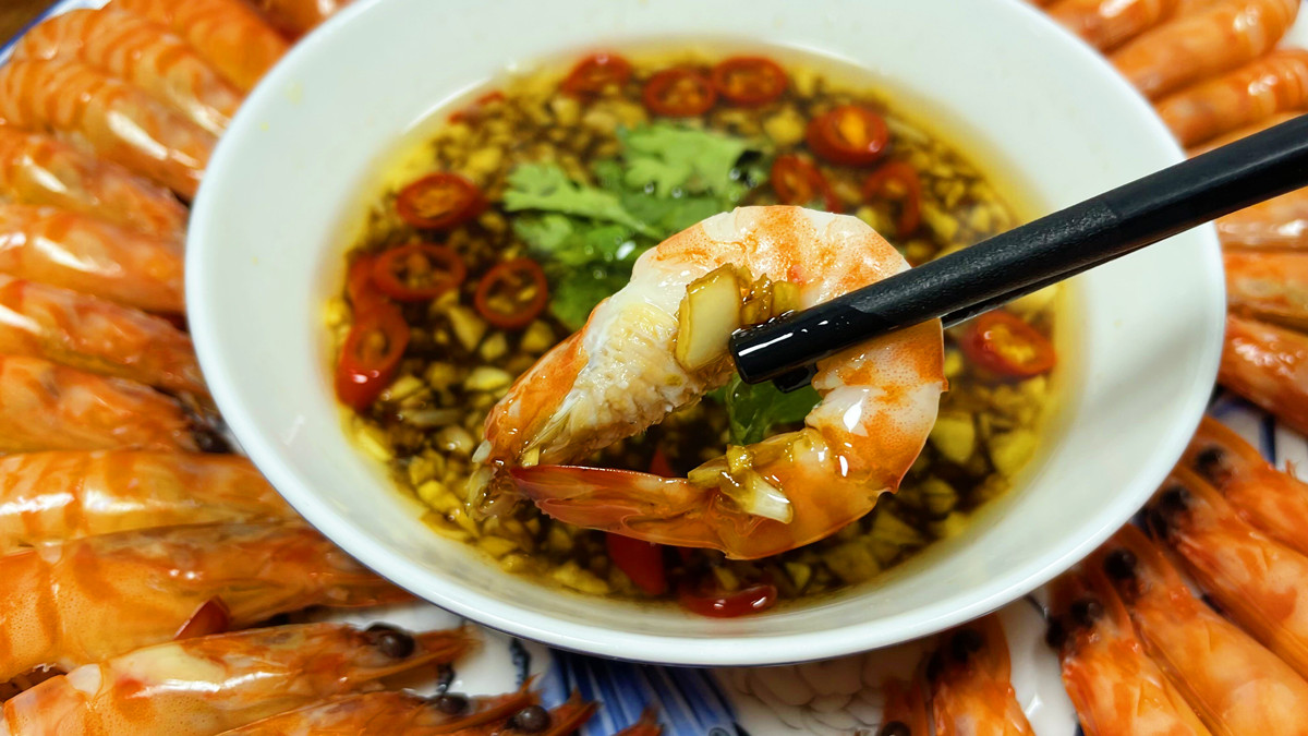 水煮大虾白灼虾一般煮几分钟,水煮大虾技巧注意几点鲜嫩不腥