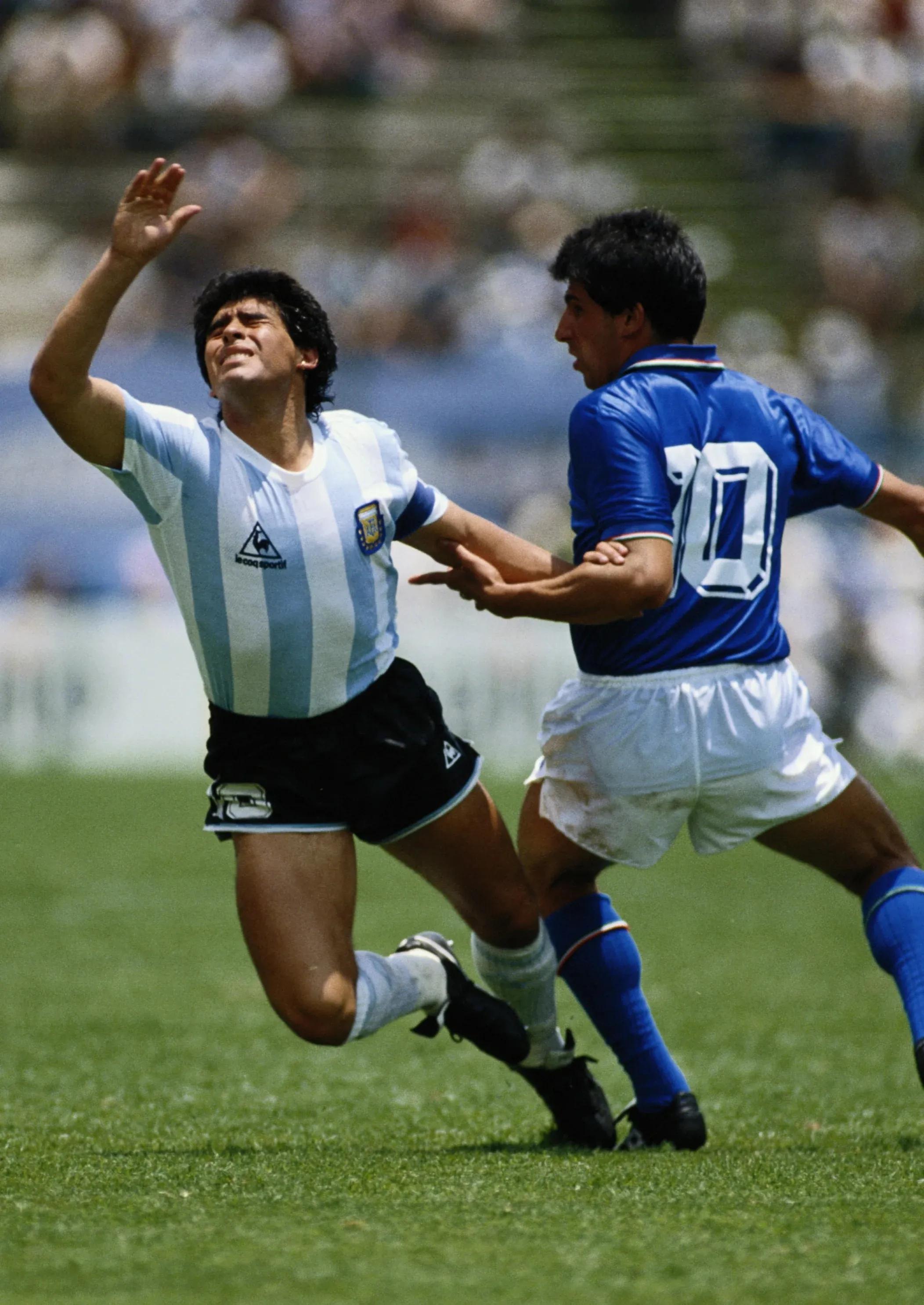 马拉多纳五人制足球,马拉多纳人球合一