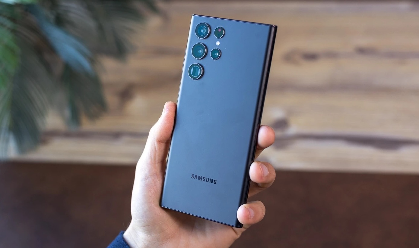 iphone14promax跟三星s22外观对比,iphone14promax和三星s22ultra尺寸对比