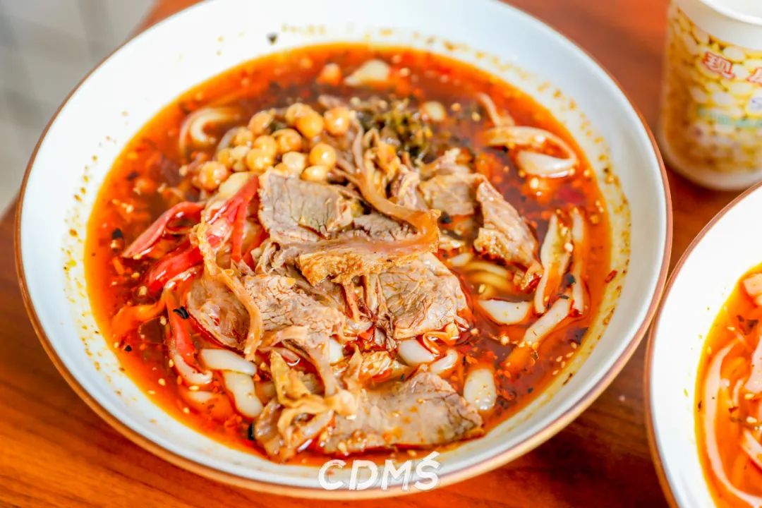 嗦粉成都美食,成都美食嗦粉