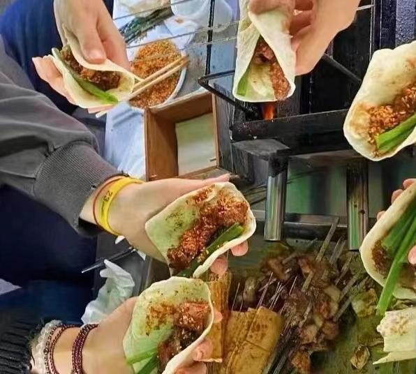 从人间烟火到城市之光,从城市生活品质看城市人文精神