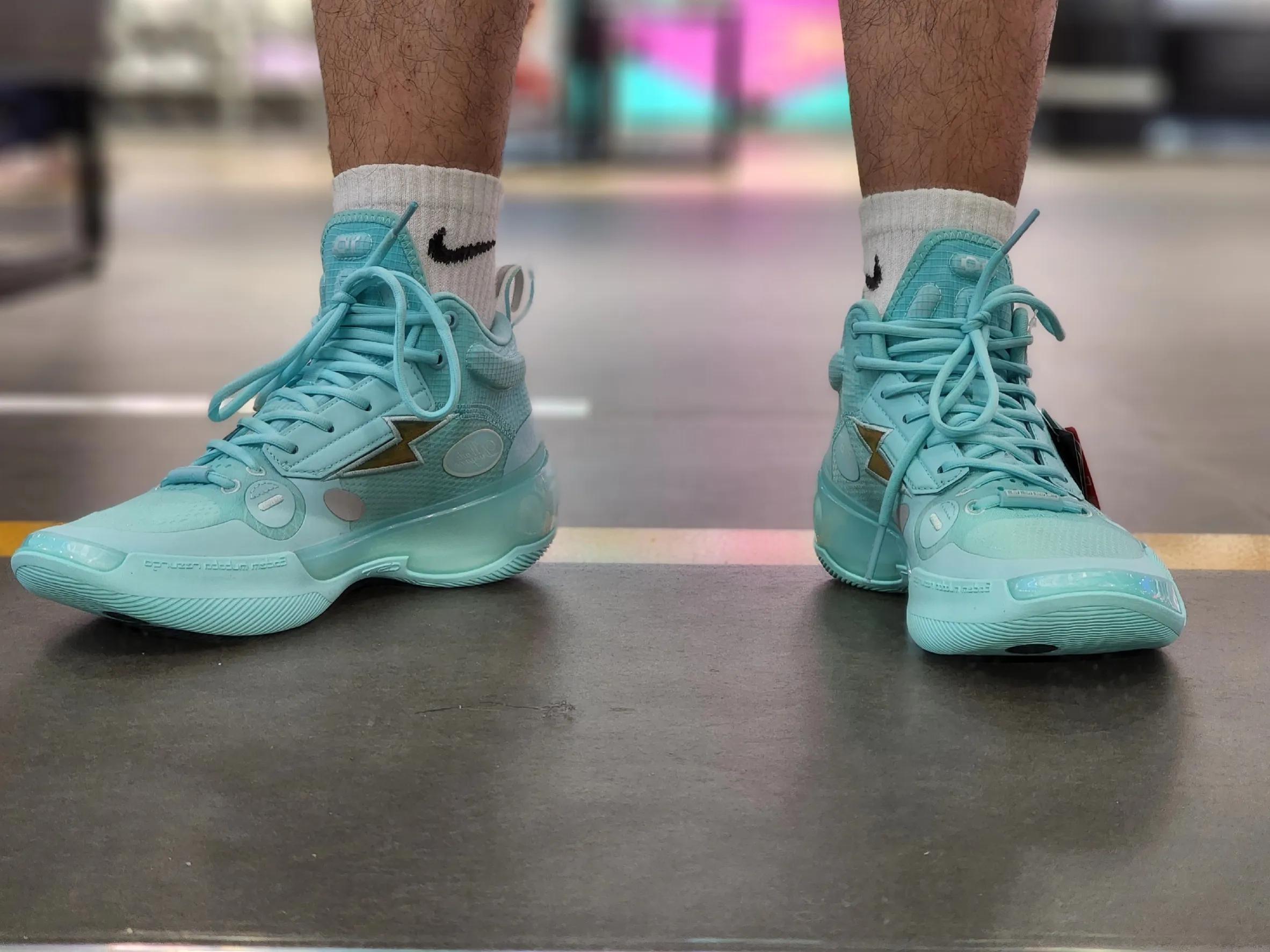 性价比高一点篮球鞋,性价比高而且便宜的篮球鞋