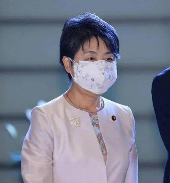 日本最狠黑帮老大野村悟，68岁做下身手术失败，派人刺杀女护士