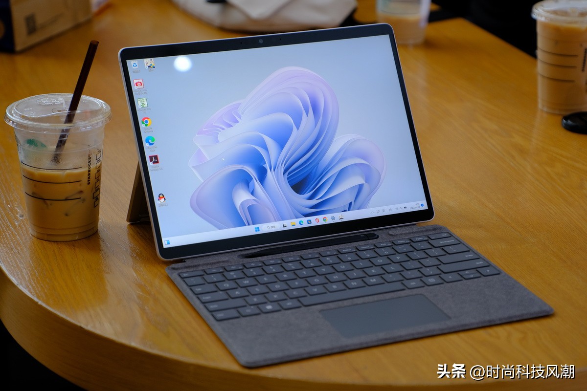 surfacepro9sq35g评测,surfacepro9对比笔记本电脑