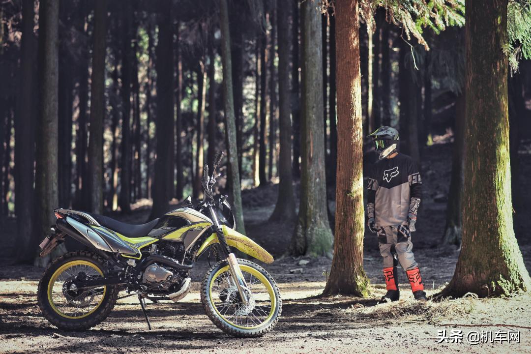 宗申摩托车250cc价格,可上牌宗申水冷250越野摩托车价格