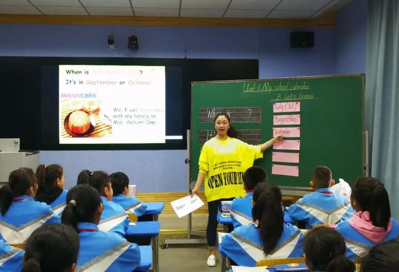 小学生是学新概念还是学剑桥好,小学学剑桥英语还是新概念英语