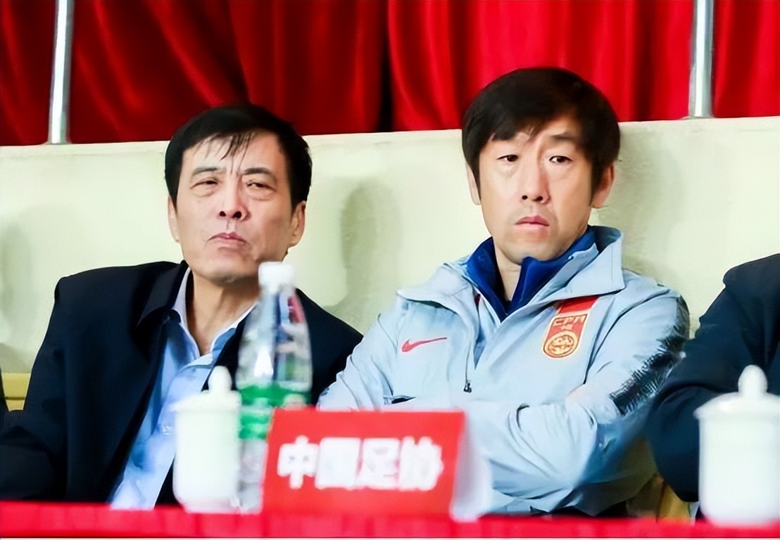 李铁｜知情人士曝李铁花边事件，同时有2个老婆！