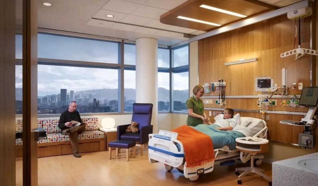 美国看病真的不需要钱吗,美国看病不拿钱吗