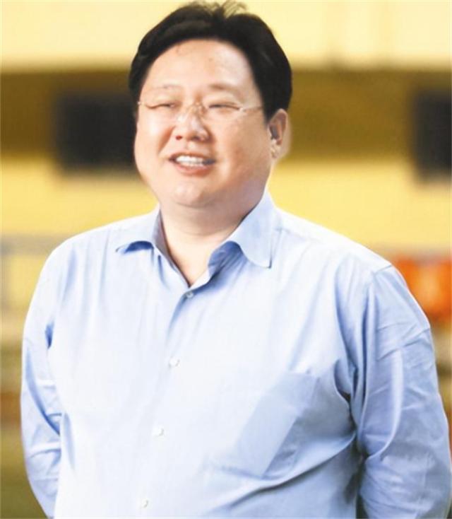 亿万富豪*明徐**：病死狱中8年后，明星妻子田海蓉和女儿过得怎样？