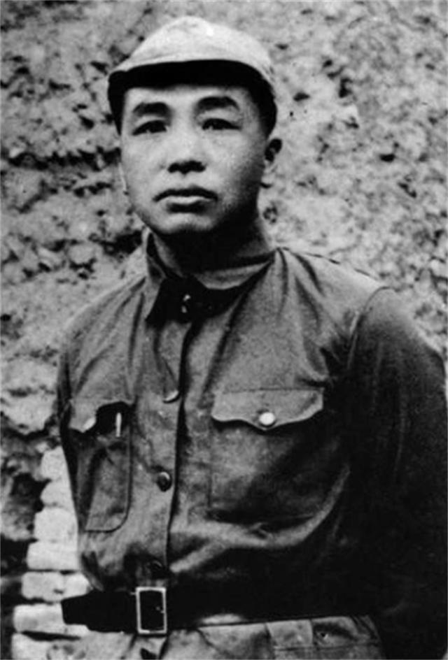 十大元帅里,被毛主席称为“老总”的有三人,他们都是谁?