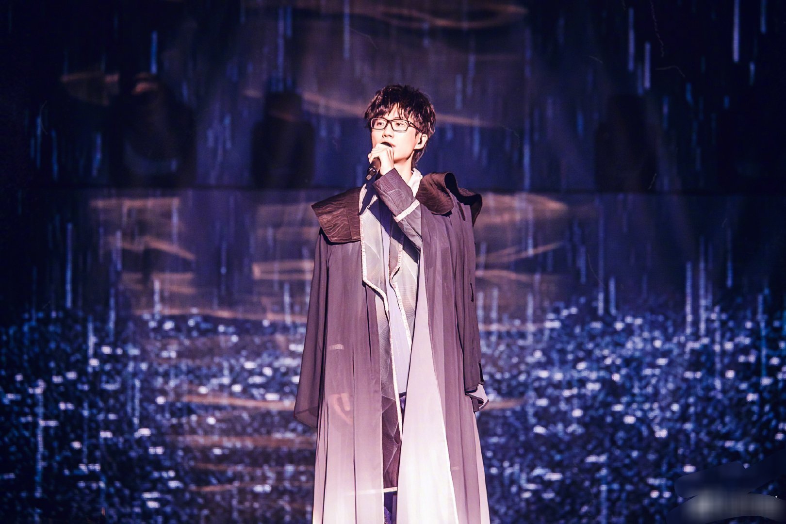 湖南卫视跨年晚会2024有许嵩吗,许嵩湖南跨年演唱会开场介绍