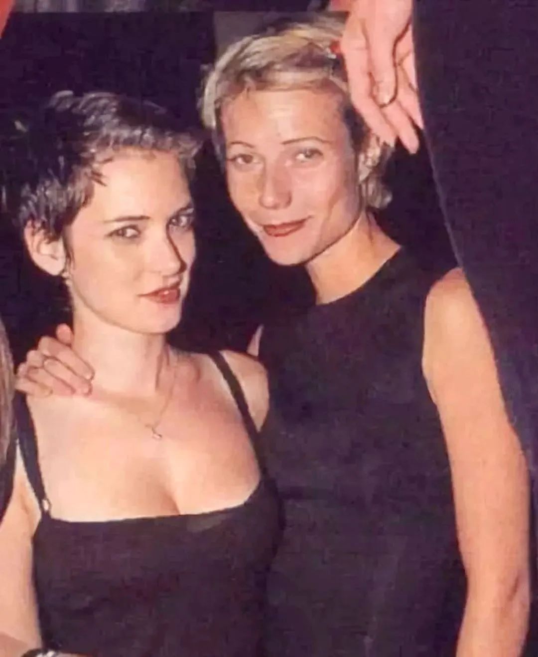 美成天花板、疯到没三观，卖“假货”骗晕2000W人？再帅都逃不过