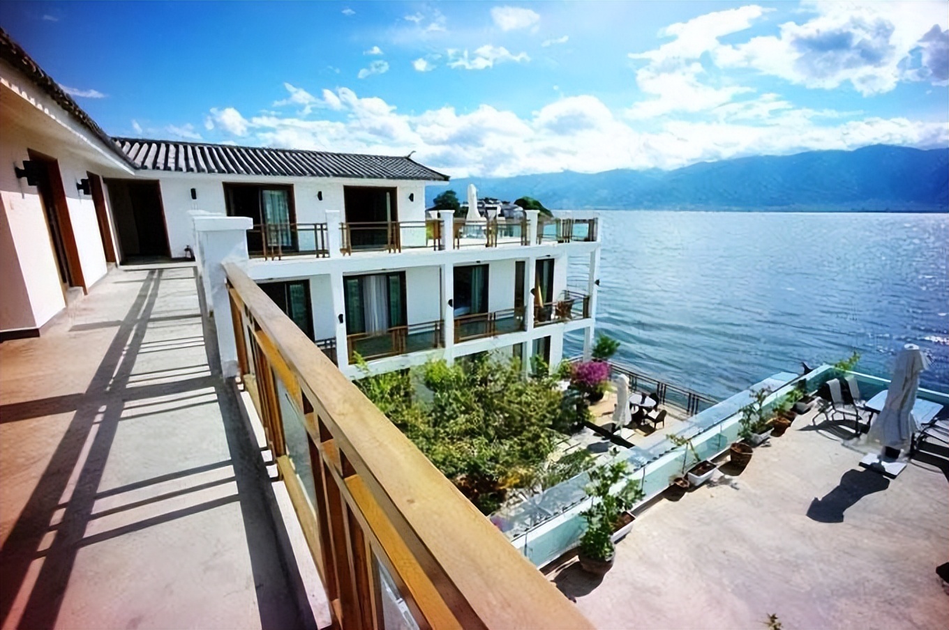 云南六日游花费大概多少钱,云南报团五日游价格表