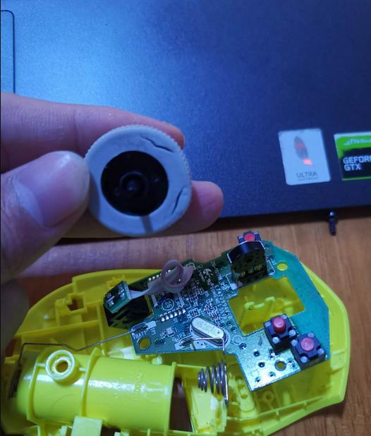 鼠标坏了自己在家如何动手修？自己动手，修理鼠标的步骤！