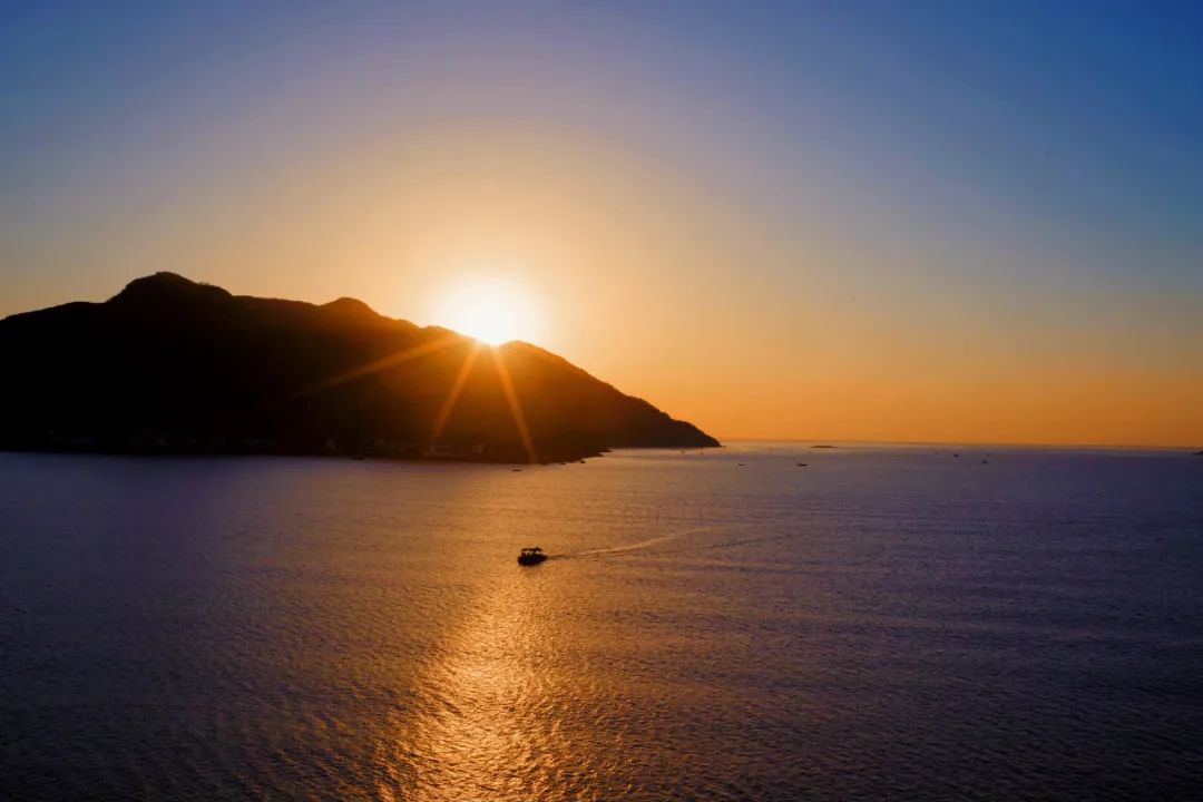 海美、小吃巨好吃！这个神还原游戏世界的小城，不该这样被埋没！