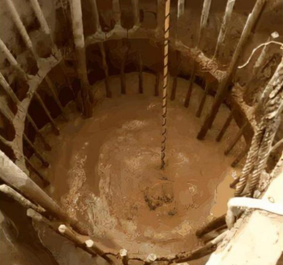 打桩机钻头掉了打捞不上来怎么办,打桩机钻头折了打捞为什么不抽水