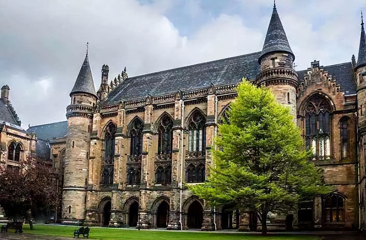 MBA复试通过率高不高？法国巴黎第十二大学MBA学习方式