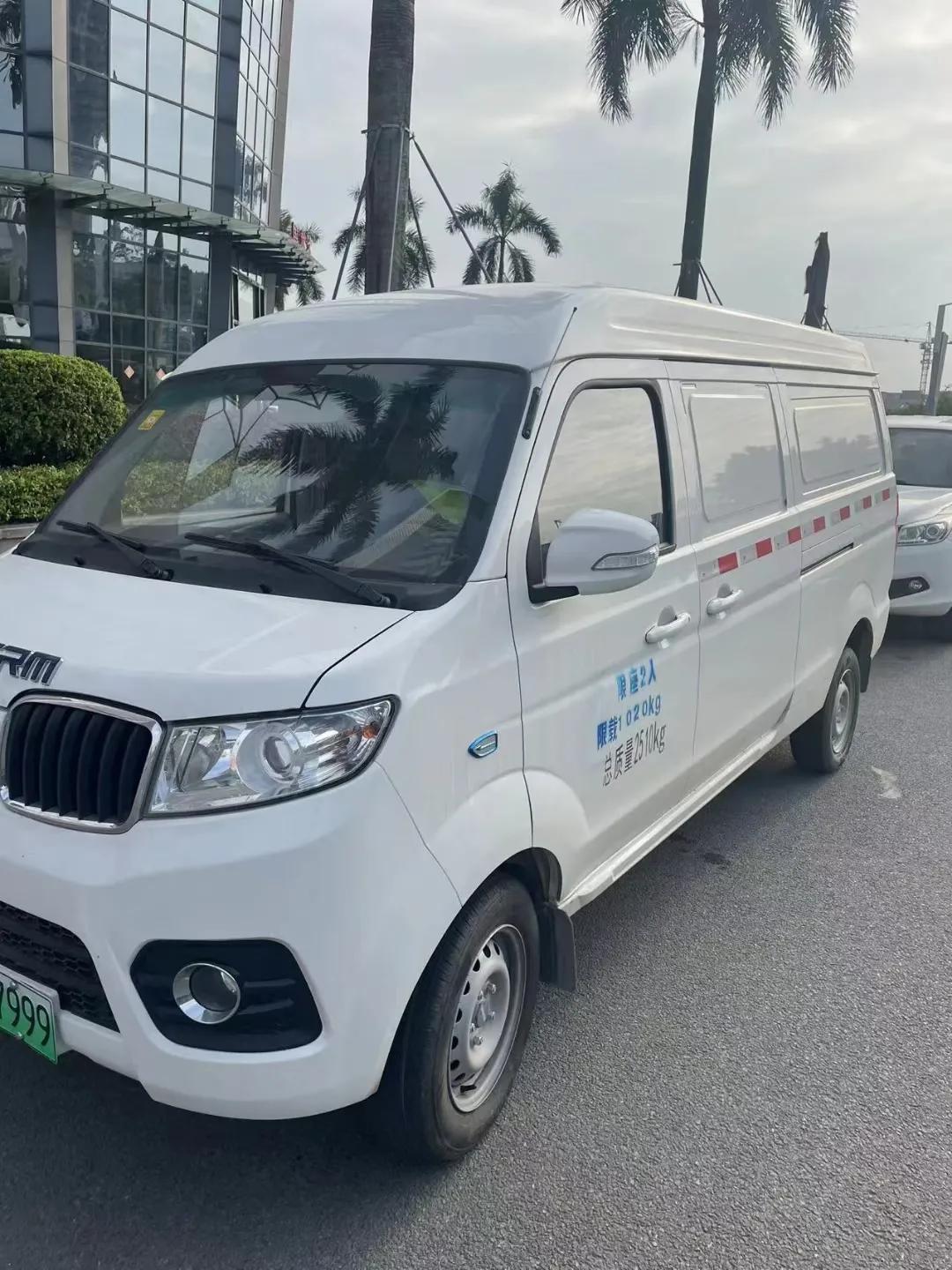 深圳租新能源面包车价格明细表,深圳新能源电动7座车出租