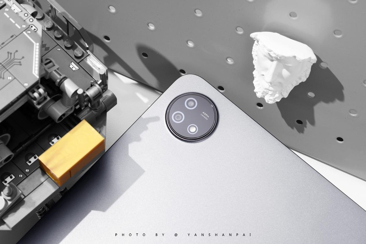 目前最强安卓平板,iQOOPad评测,爱奇艺、游戏、生产力终可兼得