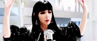 她曾比Lisa还火爆，却因服用“禁药”被*制抵**，如今宛如“充气人”