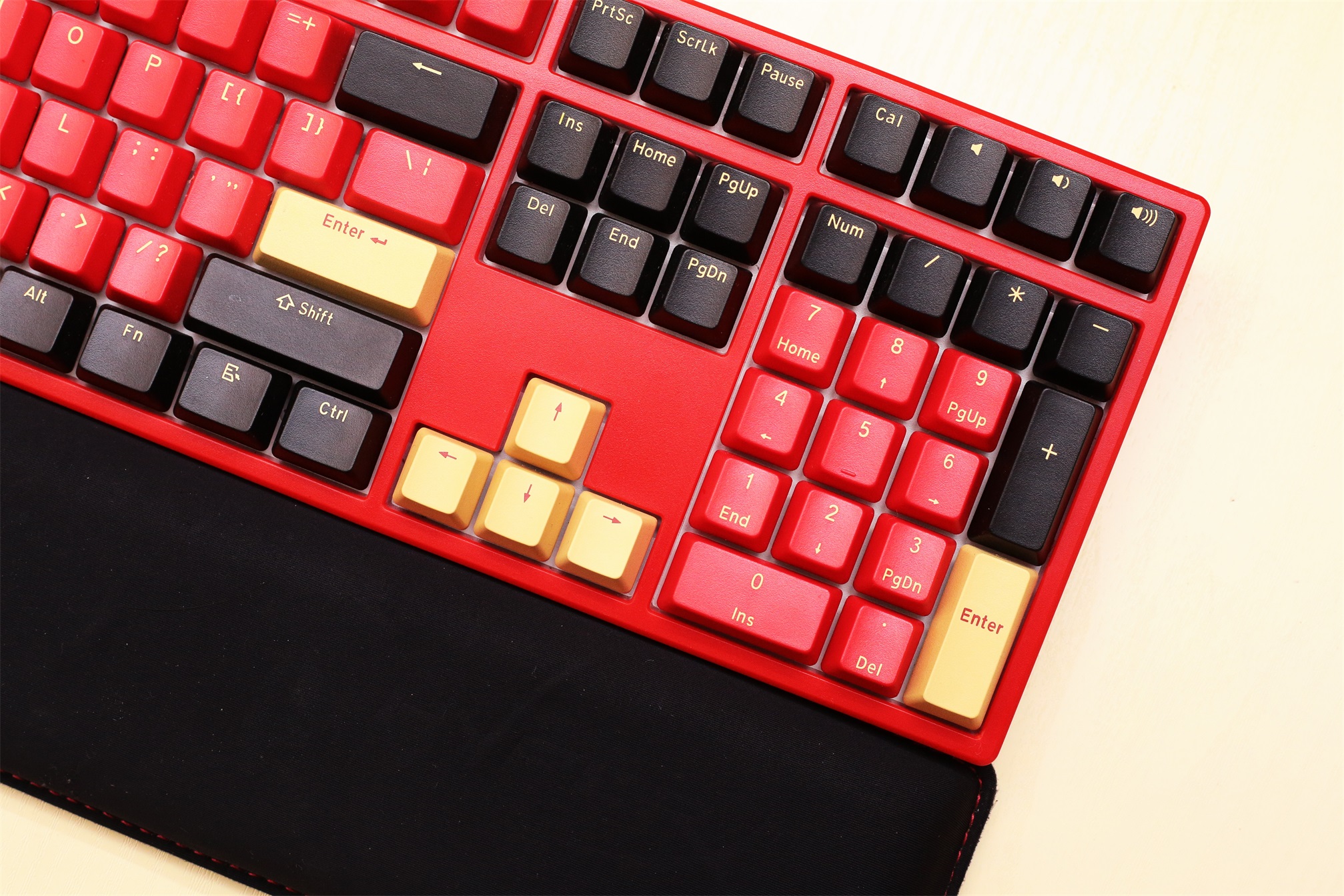 高斯hs108t和黑峡谷x5pro,高斯hs108t与3104哪个好