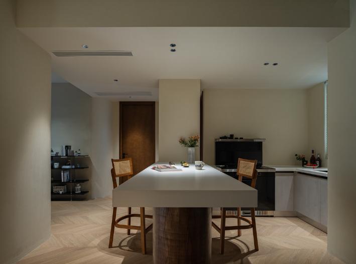 房子简装不做影视墙,新房简约装修餐桌