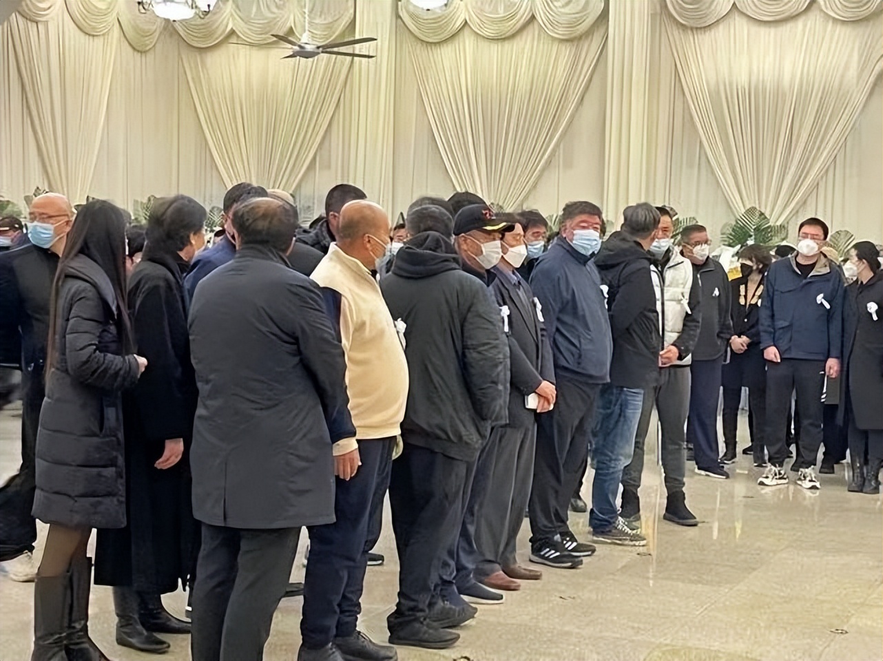 大连球员悼念小王涛,大连足球名将小王涛