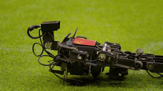 揭秘!《大三女生》中类人足球机器人的那些事