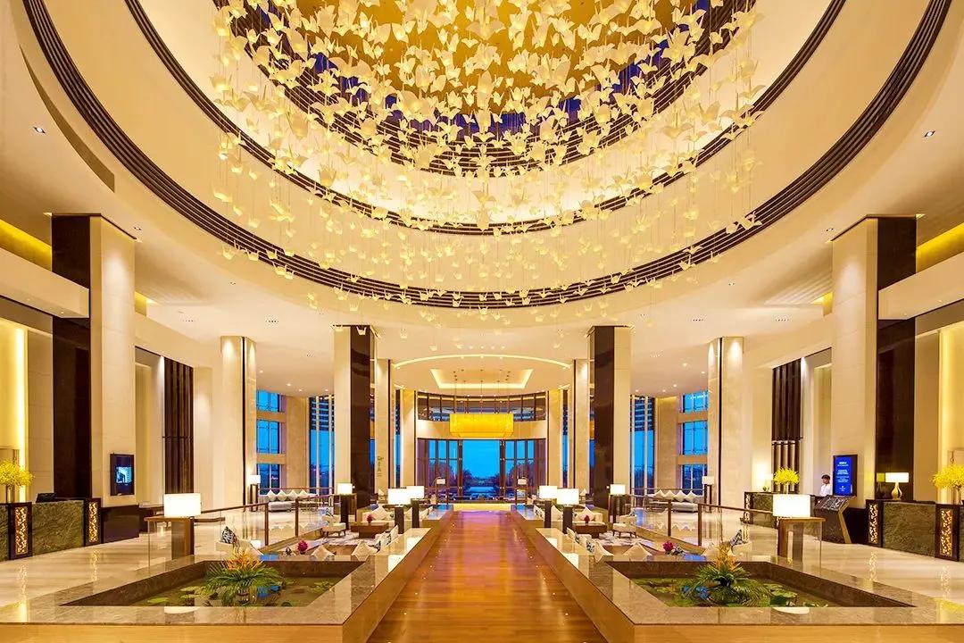 三亚皇冠假日酒店隔离免费,三亚隔离酒店免费么