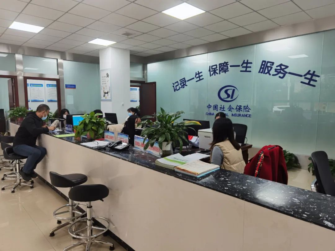 人社为民服务直通车初显成效,徽县人社局公告