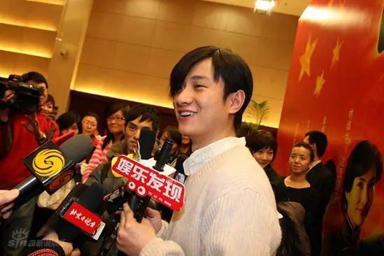 央媒出手点名哪六位明星,央媒批过哪些明星