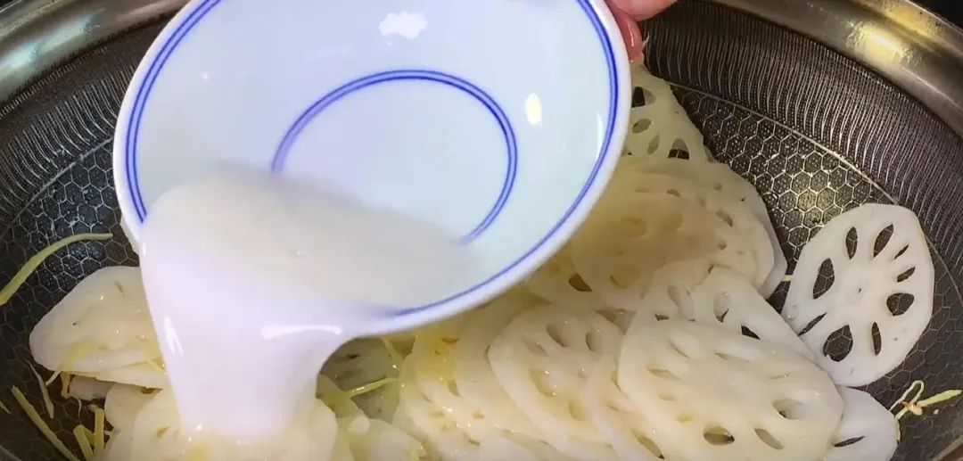 老人可以吃的碱性食物,中老年人应该常吃的五种碱性蔬菜