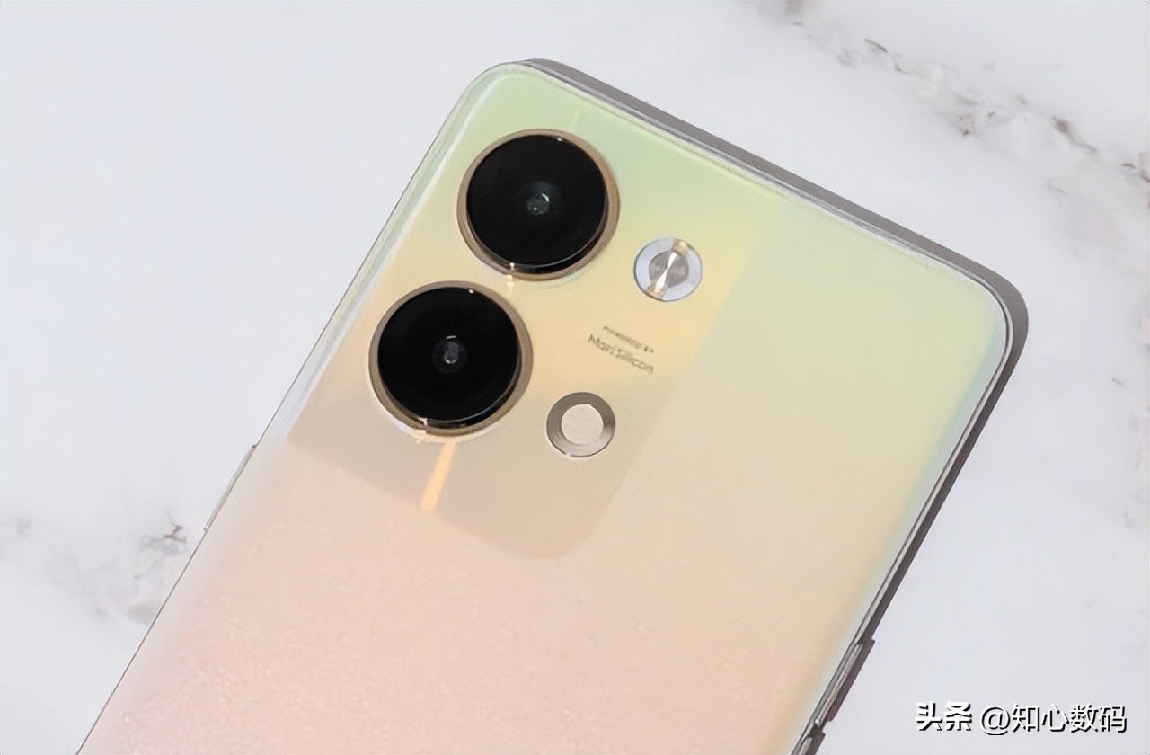 oppo手机最新款reno9pro价格,opporeno9pro降价多少值得购买