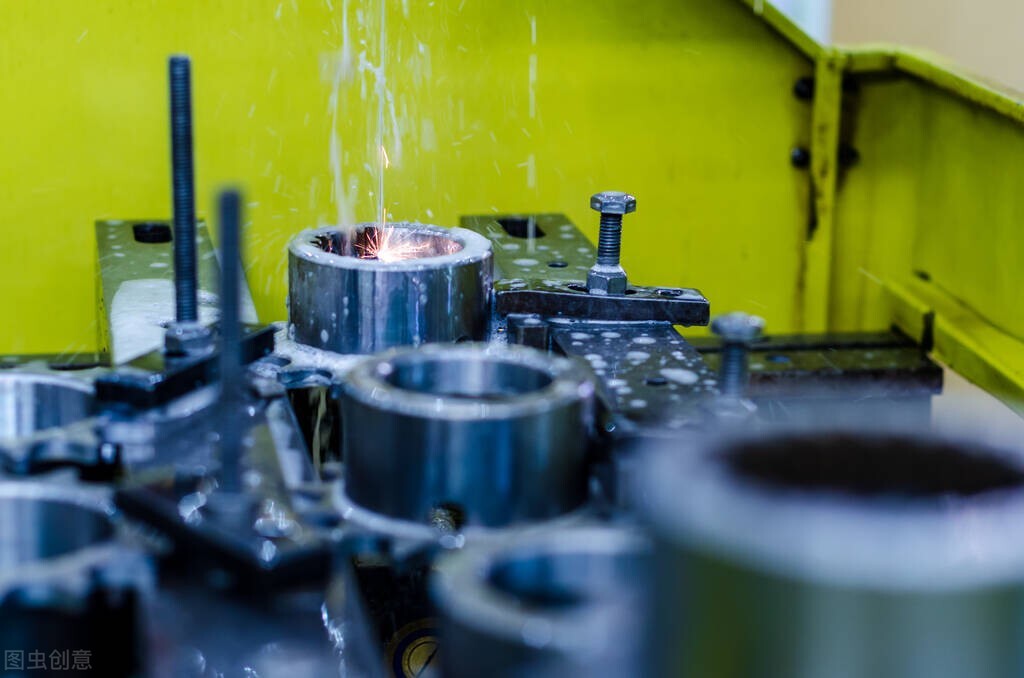 世界最先进的数控模具,目前最厉害模具机器