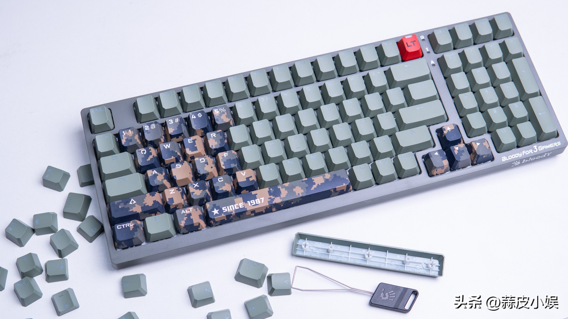 双飞燕键盘t98变速光轴值得买吗,双飞燕t98键盘和y75键盘哪个好